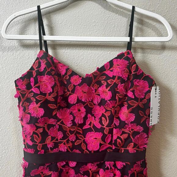 Dress the Population NWT Emma Floral Embroidered Sheath Dress Size S - Picture 5 of 9